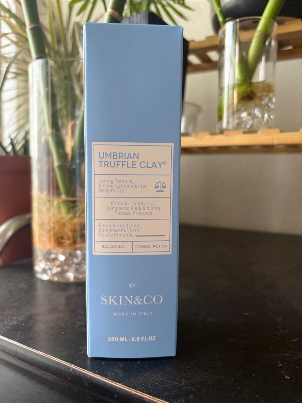 Skin Umbrian Truffle Clay Toning Potion – Light Blue